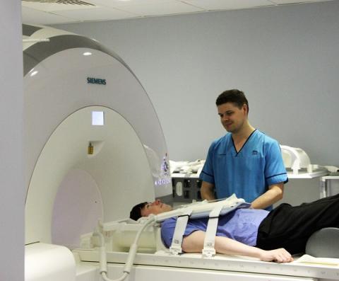 ECRF Imaging PET MR Scanner Imaging PET-MR