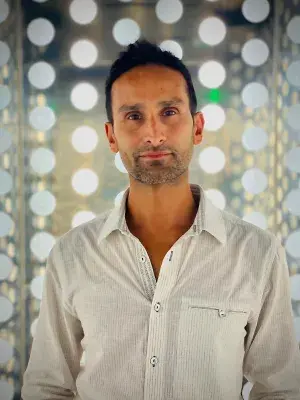 Neeraj Dhaun (Bean)